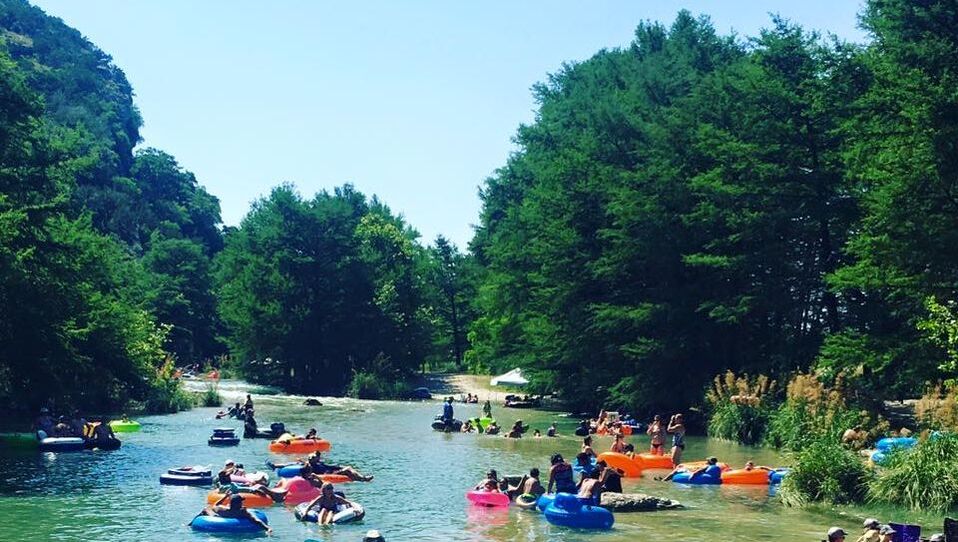 Andy's on River Road