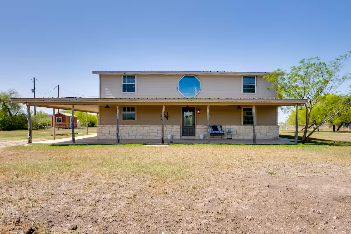 Pet Friendly Cabin on 3 Acres Uvalde