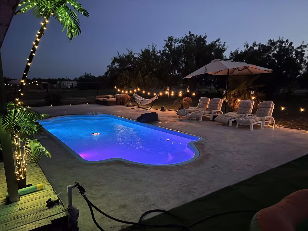 Teos Summer pool House Uvalde